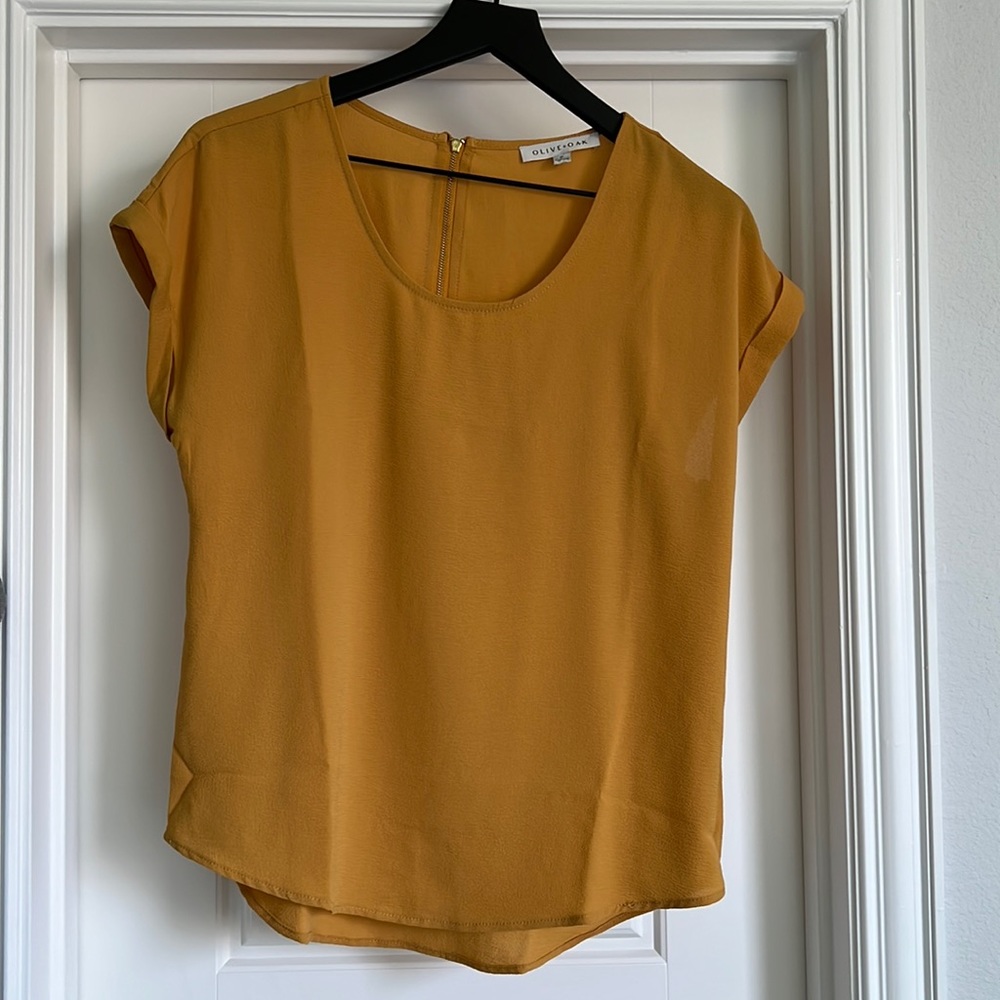 Mustard short sleeve blouse